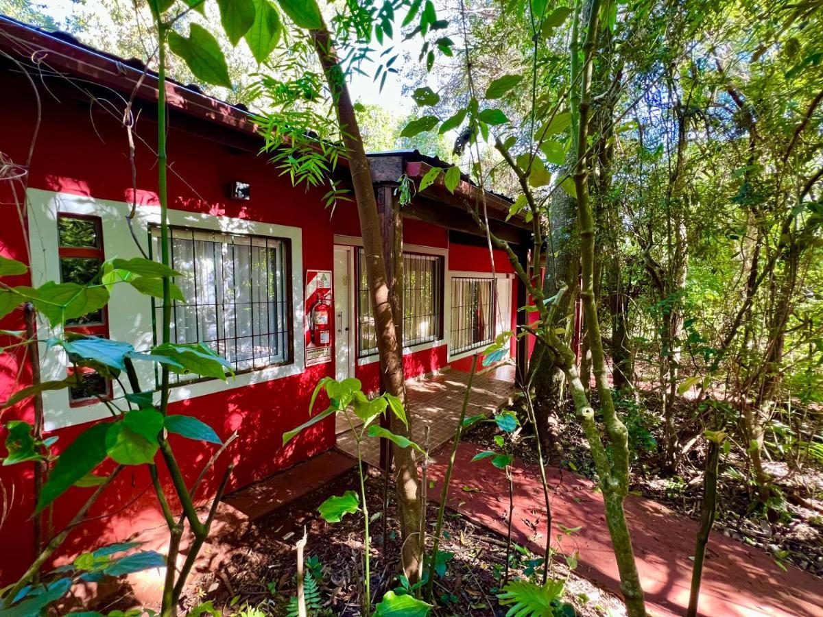 Rainforest Hotel & Cabanas Puerto Iguazu Bagian luar foto